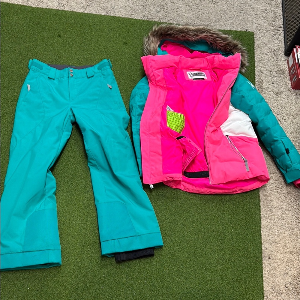 Spider Pink and Teal Ski Jacket w/Fur Trim and Teal Pants, excellent condition